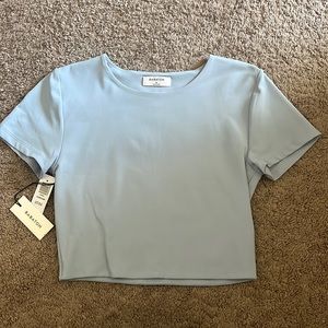 Aritzia- BABATON Contour Crew Cropped Tee